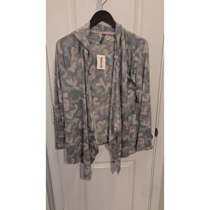 Jaclyn Intimates‎ Camo Hooded Long Sleeve Shawl Size Medium
